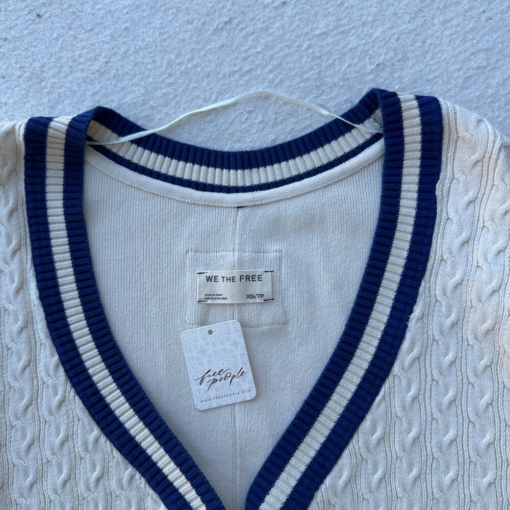 Free People We The Free Varsity Cardigan Women's XS Ecru Blue Slouchy Cable Knit - Picture 5 of 9